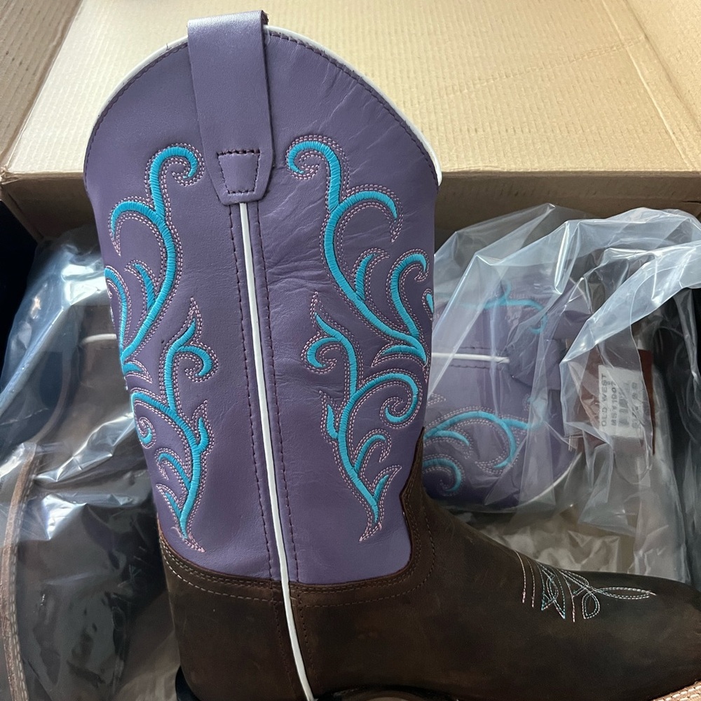 Kids cowboy boots